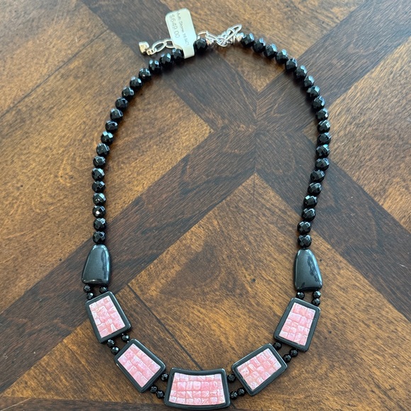 NWT Stunning Jay King Desert Rose Black Onyx necklace with pink Rhodochrosite.